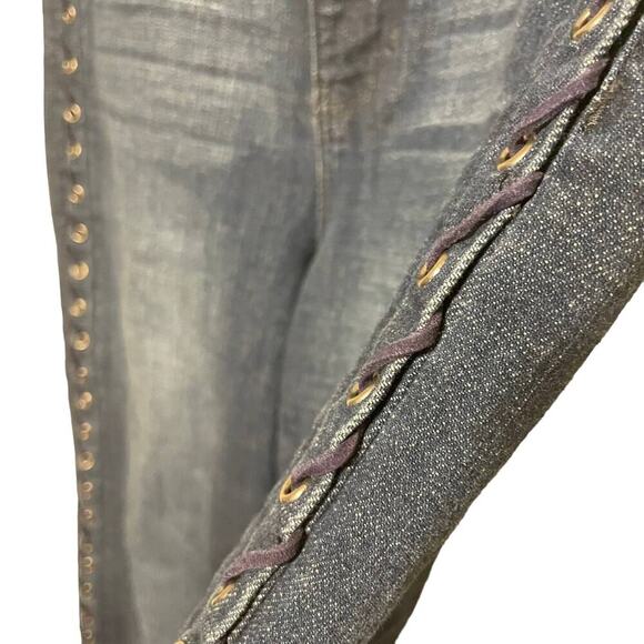 Liverpool Crop Straight Leather Trim Distressed Hem‎ Medium Wash Jeans - Picture 4 of 10